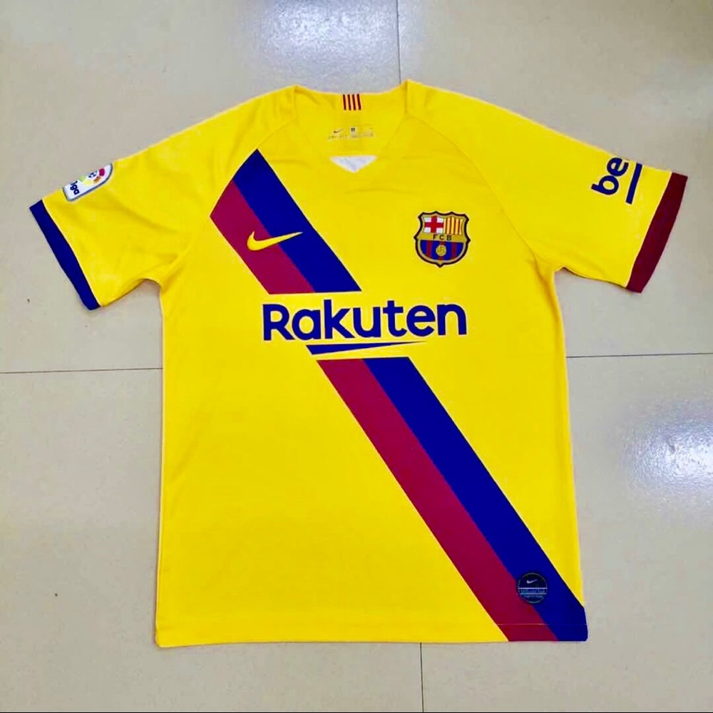 2019/20 Barcelona third jersey size medium